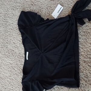 Nwt medium Sonoma wrap top